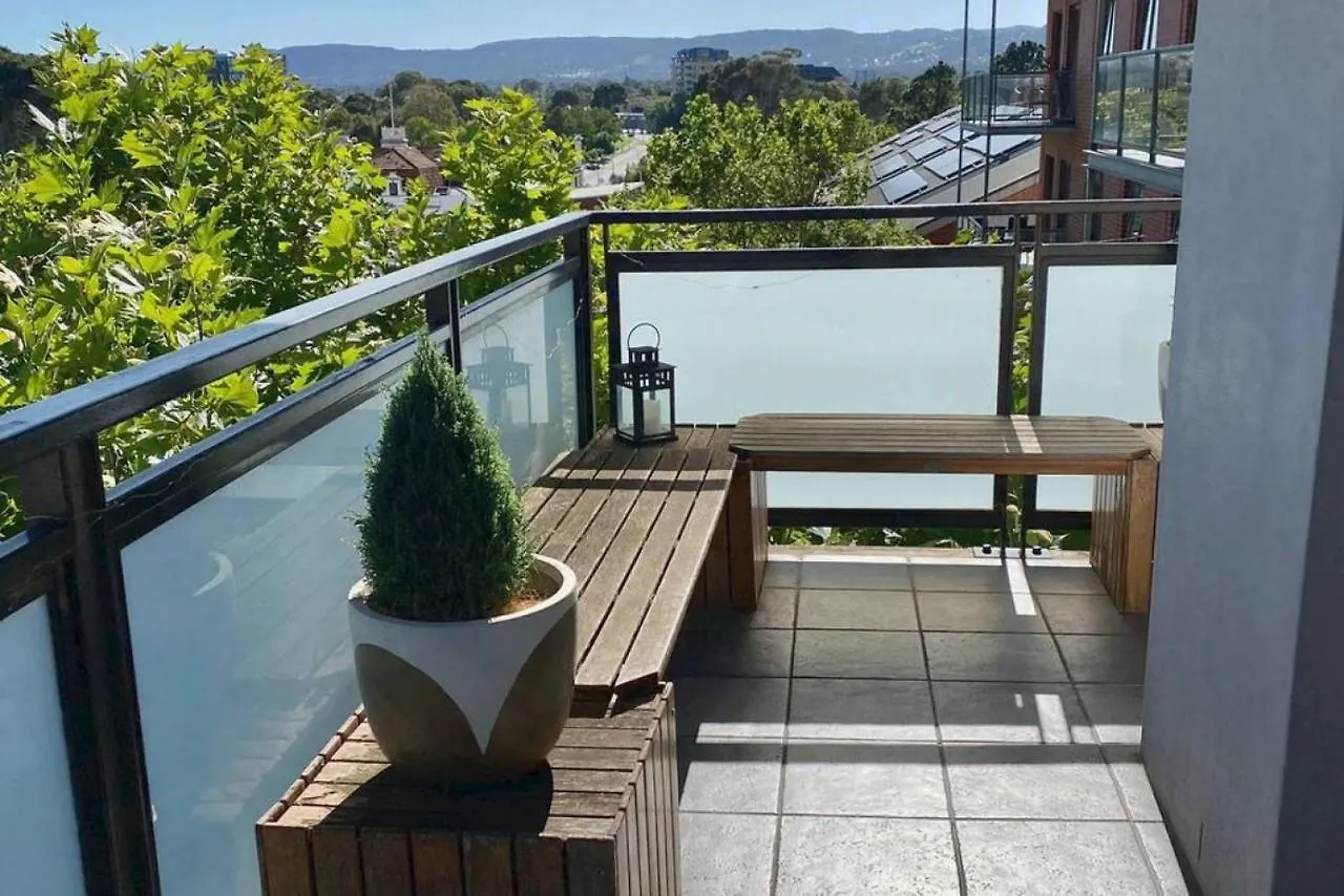 The East Ender 1Br Balcony City View アデレード