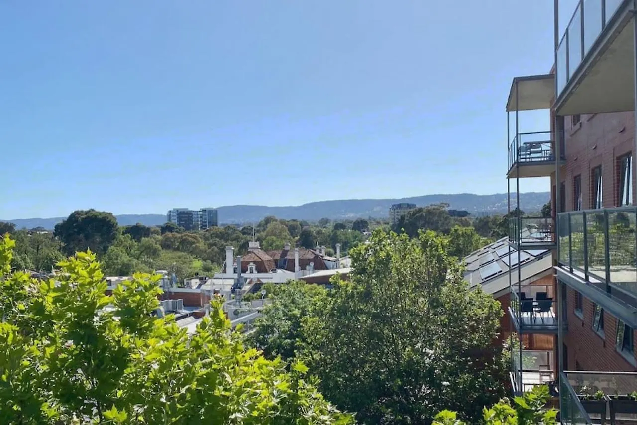 The East Ender 1Br Balcony City View アデレード